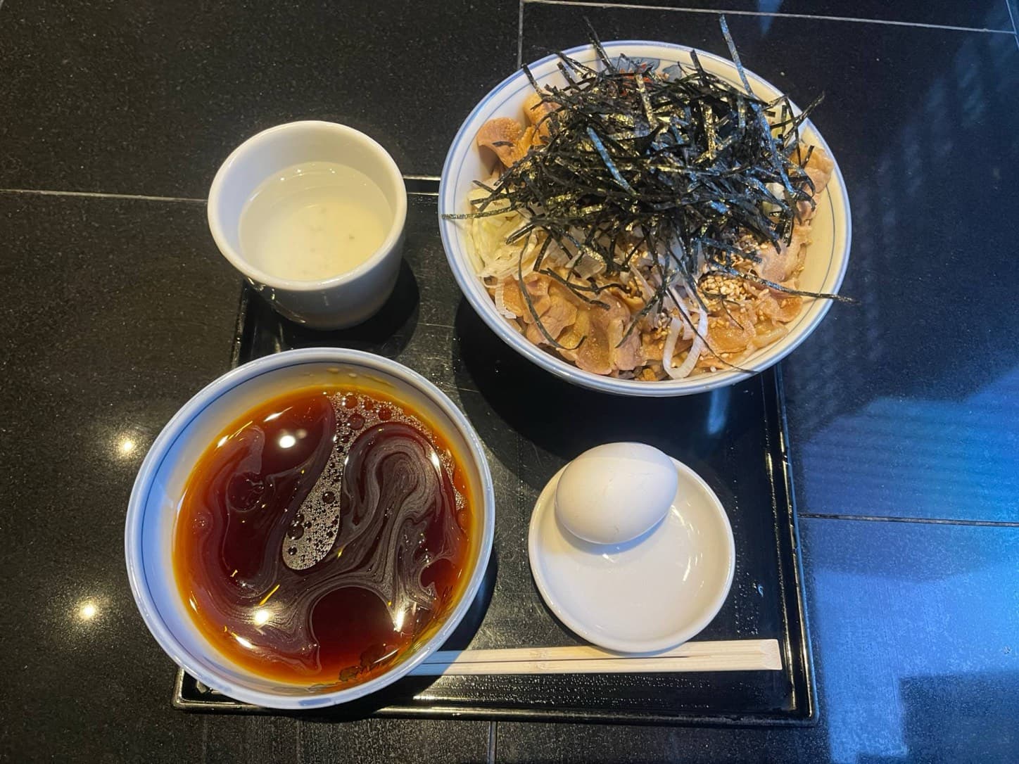 港屋系の蕎麦